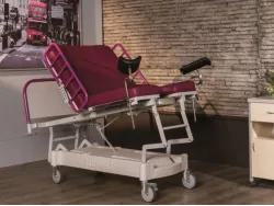 Pat spital electric cu 3 motoare – Pat obstetrică-ginecologie profesional