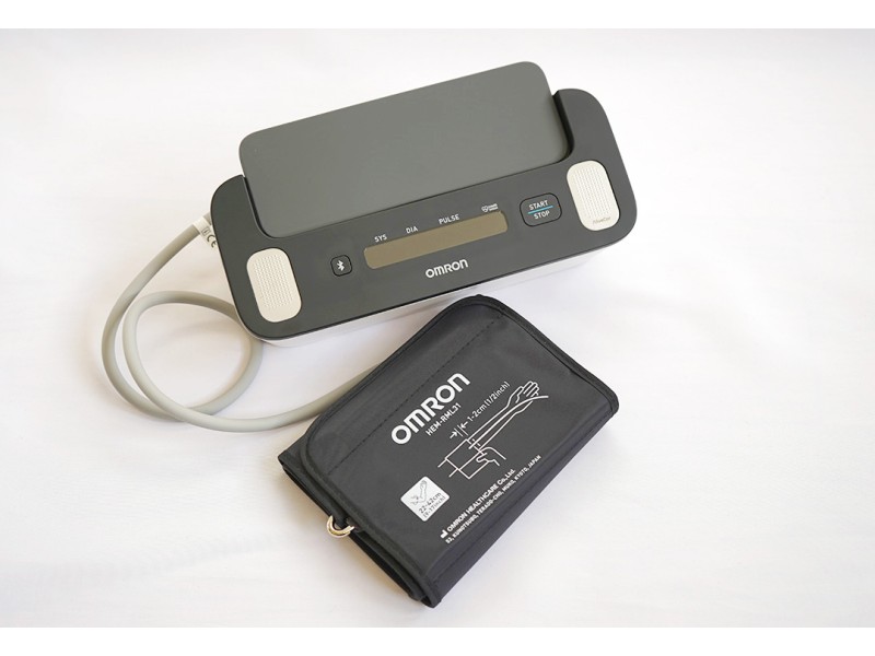 OMRON Complete (HEM-7530T-E3) – Dispozitiv 2 în 1: Tensiometru și Electrocardiograf cu Detectare a Fibrilației Atrial
