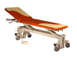Canapea examinare cu actionare electrica; 4 roti pivotante