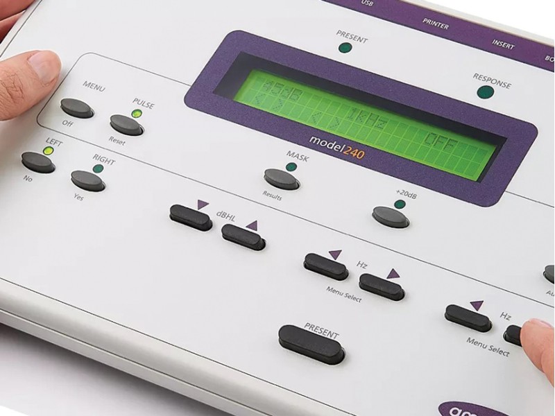 Audiometru de Diagnostic AMPLIVOX 240 – Conducție Aeriană Osoasă și cu Mascare