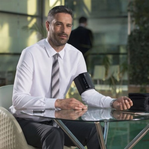 OMRON EVOLV (HEM-7600T-E) – Tensiometru Automat Compact cu Bluetooth și Mansetă Intelli Wrap