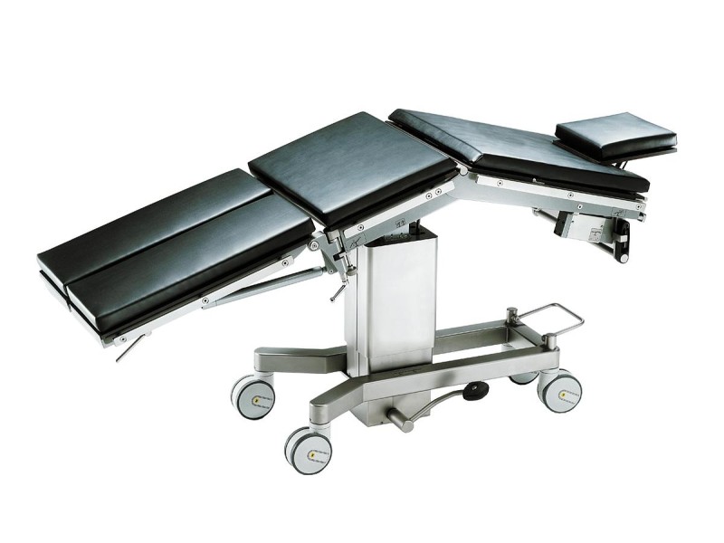 AGA-JUS2000 – Masa de operatie mobila cu reglare hidraulica pe inaltime