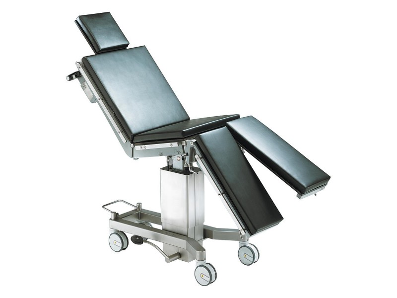 AGA-JUS2000 – Masa de operatie mobila cu reglare hidraulica pe inaltime