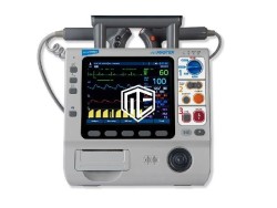 defiMASTER Advance — Defibrilator profesional High-End