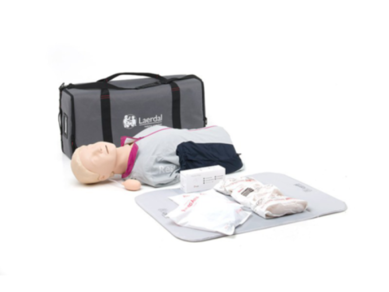 Manechin torso Laerdal Resusci Anne First Aid cu carrier case