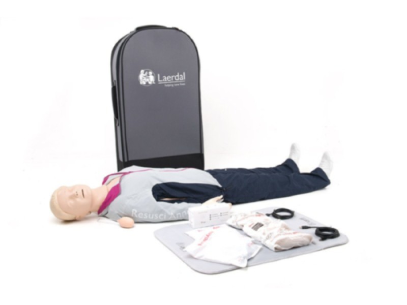 Manechin corp complet Laerdal Resusci Anne cu QCPR, cu trolley
