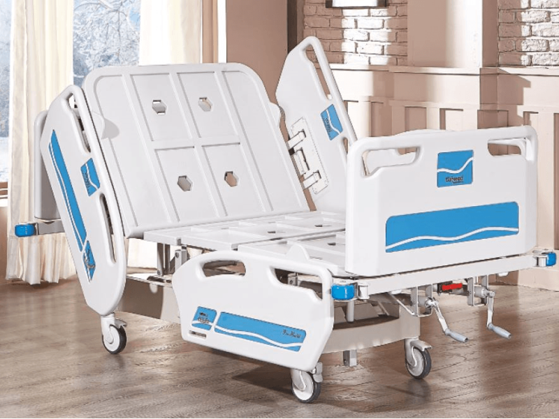Pat spital cu actionare manuala TM 4070